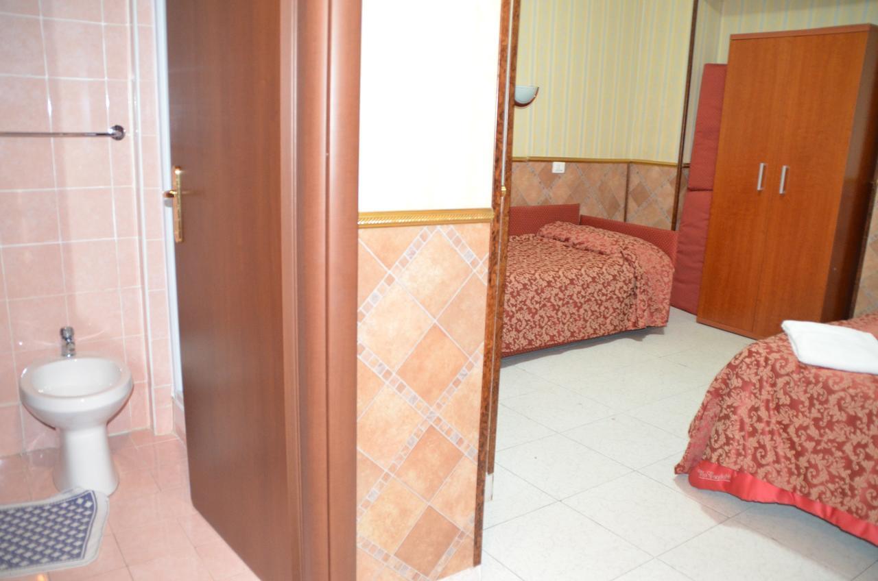 Residenza Cristina Roma Ngoại thất bức ảnh