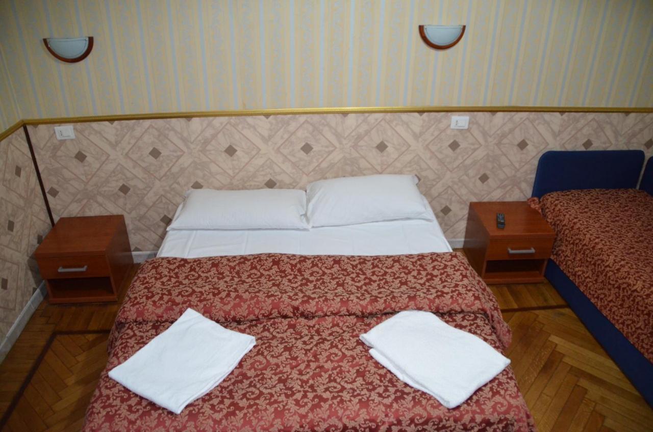 Residenza Cristina Roma Ngoại thất bức ảnh